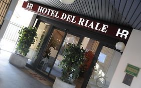 Hotel Del Riale Parabiago