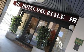 Hotel Del Riale Parabiago